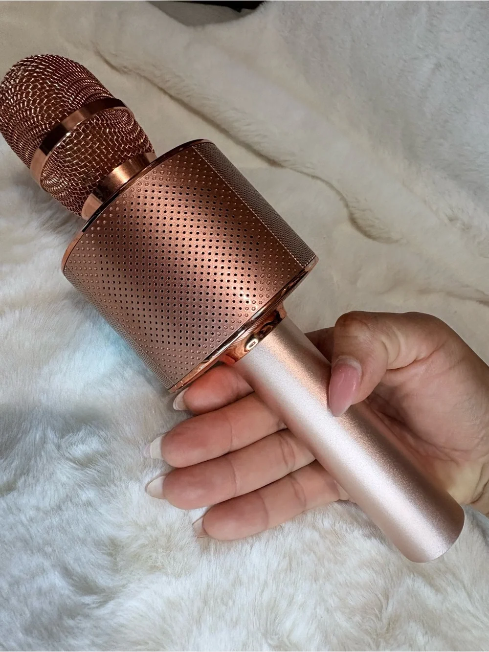 Rose Gold Wireless Bluetooth Karaoke Microphone